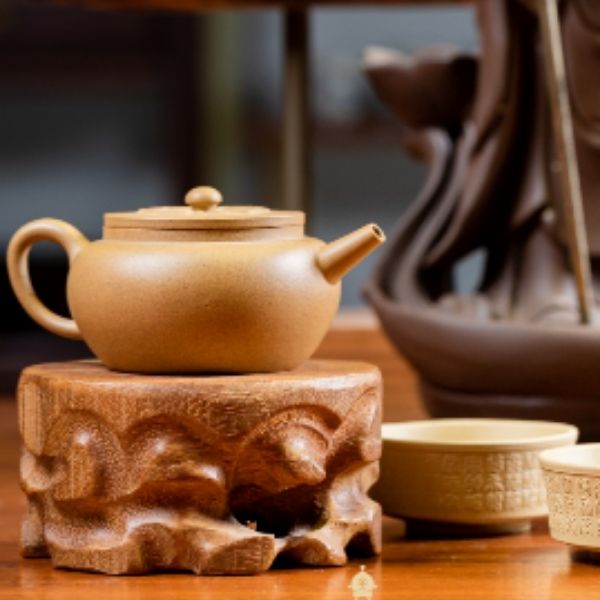 Dáng Ấm Liên Ảnh